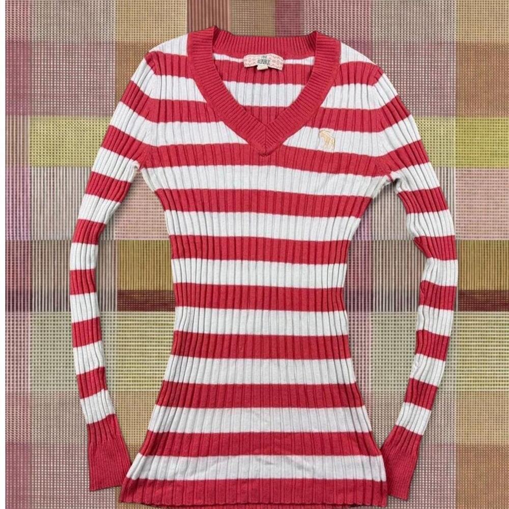 Vintage Y2K Pink Republic Red & White Striped V-Neck Long Sleeve Sweater